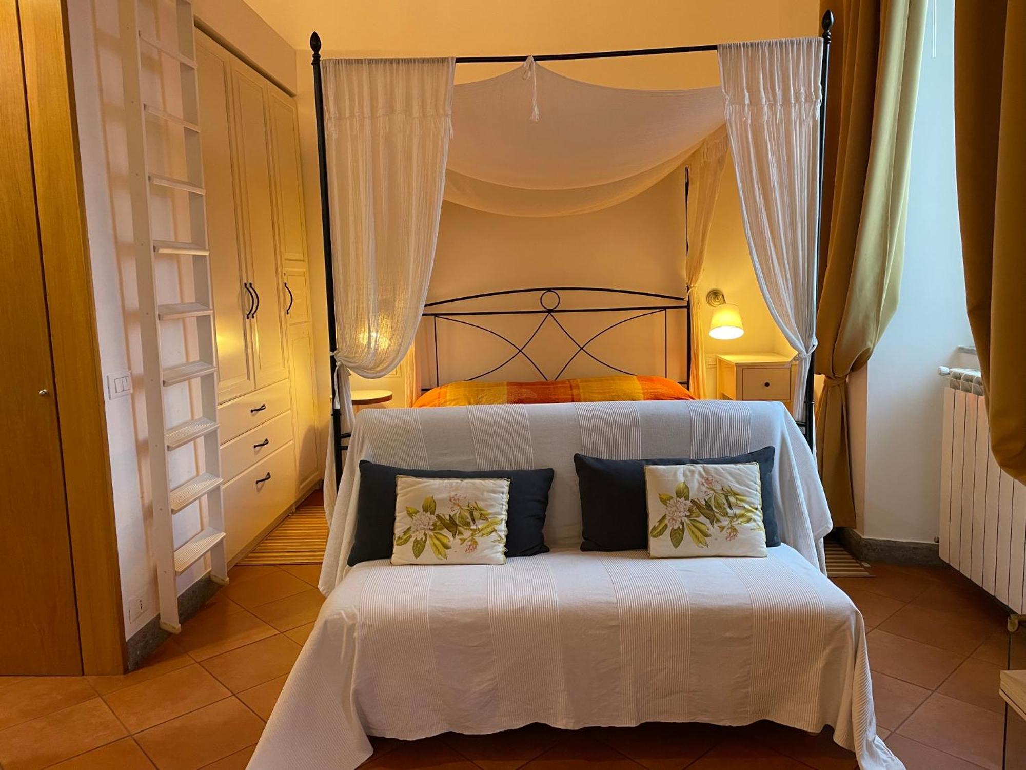 אריצ'ה Casa Vacanze Palazzo Primoli מראה חיצוני תמונה